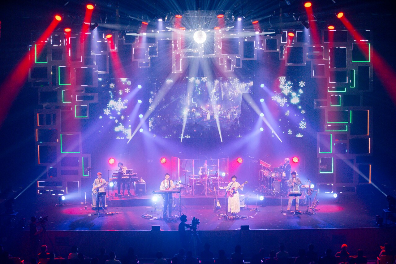 「KIRINJI LIVE 2020」より。（撮影：藤井拓）