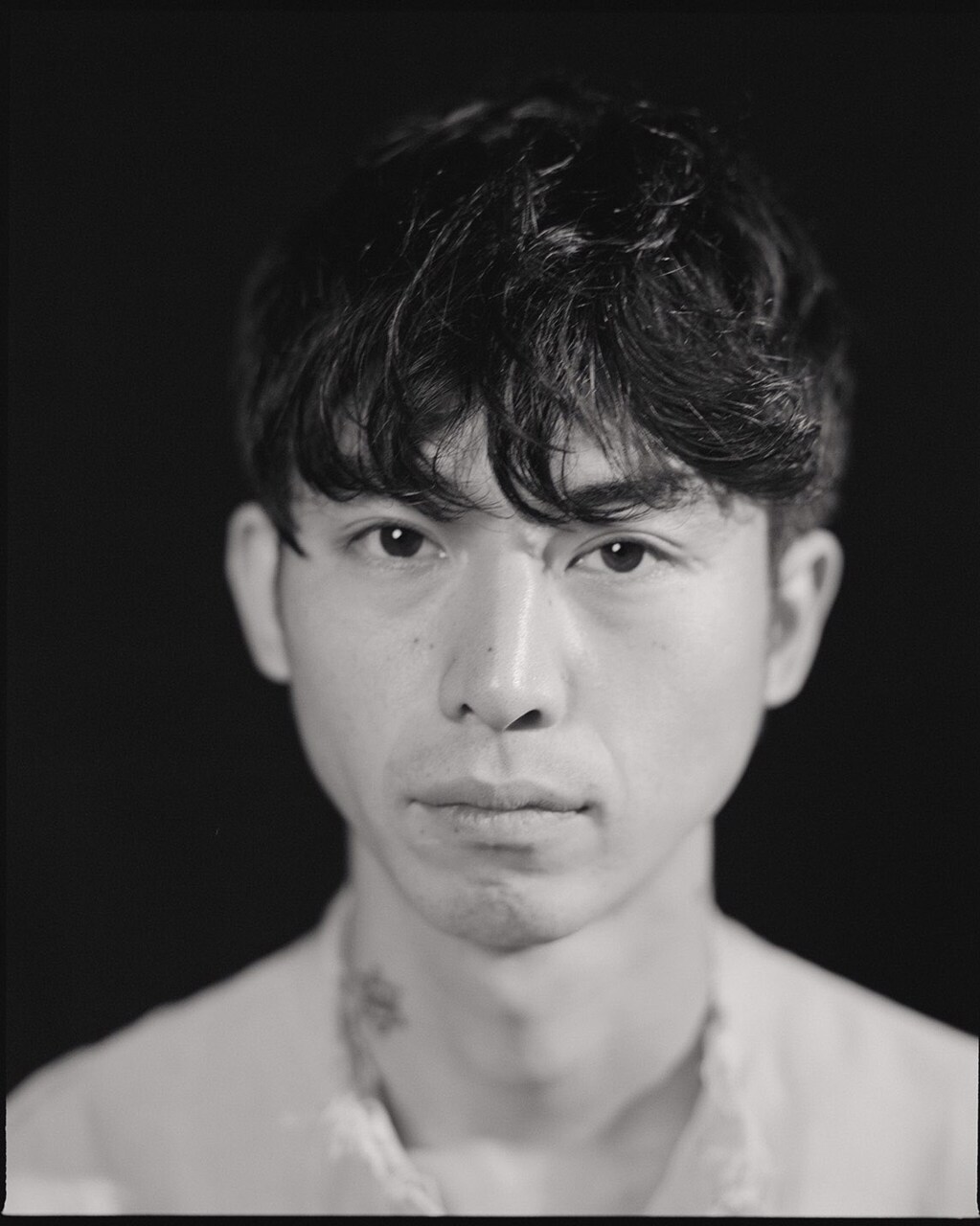 踊ってばかりの国・下津光史が新曲「bird song」MV公開、初の歌詞集の