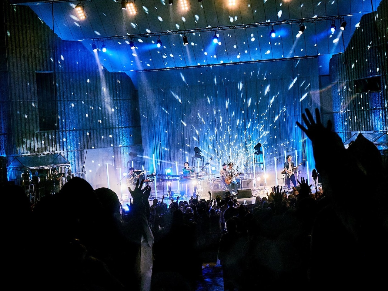 マカロニえんぴつ「マカロック“初”野音ワンマン☆東阪篇」東京・日比谷公園大音楽堂(日比谷野音) 公演の様子。(撮影:酒井ダイスケ)